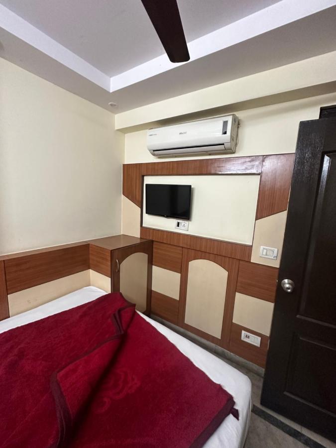 Hotel Mahalaxmi Deluxe Νέο Δελχί Εξωτερικό φωτογραφία